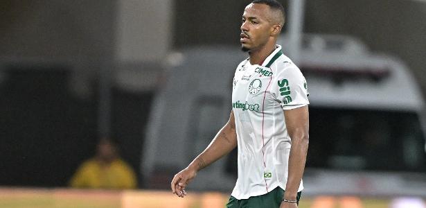 Marlon Freitas defende Abel em má fase do Palmeiras: 'Estamos juntos'