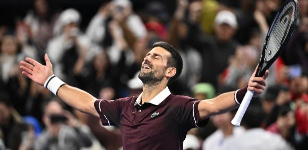 Djokovic faz história e avança nas semifinais do ATP 500 em Pequim