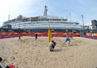 Navio vira casa de atletas durante Mundial de Vôlei de Praia