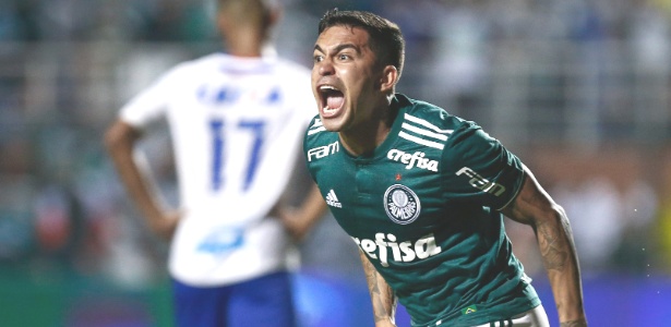 O atacante Dudu comemora gol do Palmeiras diante do Bahia - Marcello Zambrana/AGIF