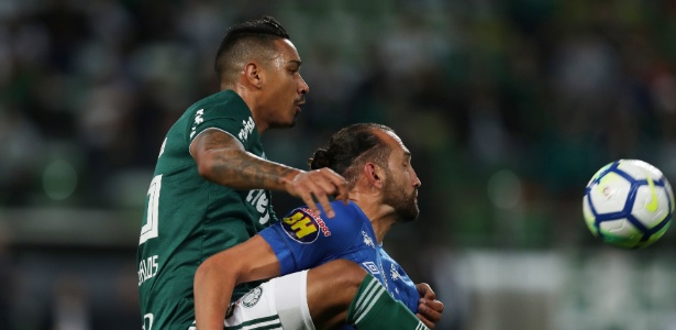 Último jogo do Palmeiras em casa foi a ida contra o Cruzeiro, em 12 de setembro - Paulo Whitaker/Reuters