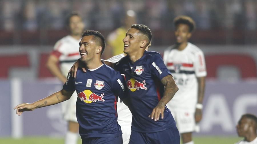 Raul comemora gol do Red Bull Bragantino sobre o São Paulo, em jogo do Brasileirão - FERNANDO ROBERTO/UAI FOTO/ESTADÃO CONTEÚDO