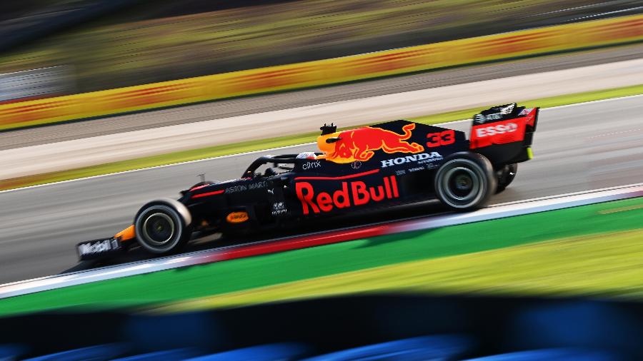 Max Verstappen faz suas primeiras voltas no circuito da Turquia - Ozan Kose-Pool/Getty Images