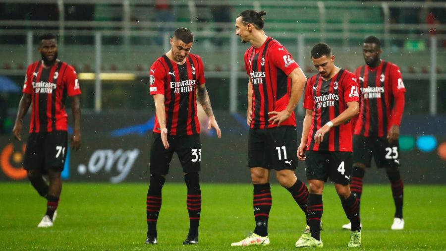 Jogadores do Milan lamentam empate contra o Porto na Liga dos Campeões - REUTERS