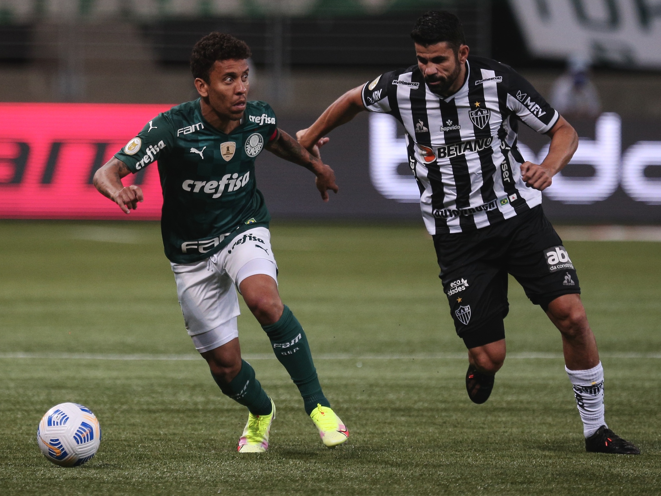 Algar Telecom - Ficou emocionado com a final do Brasileirão? ⚽️🏆 Ano que  vem tem mais! Garanta desde já o melhor lugar para assistir cada lance de  todos dos jogos: o sofá