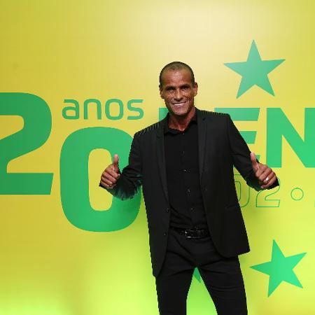 Rivaldo em festa de 20 anos do pentacampeonato da seleção brasileira