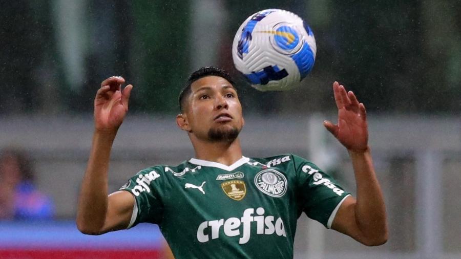 Rony em ação com a camisa do Palmeiras na partida contra o Atlético-MG - Amanda Perobelli/Reuters