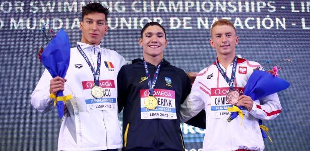 Stephan Steverink conquista ouro no Mundial Júnior de natação