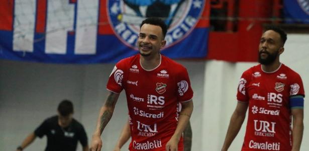 Atlântico vence primeiro jogo e amplia vantagem para partida decisiva pelas  oitavas da LNF - X1 Futsal