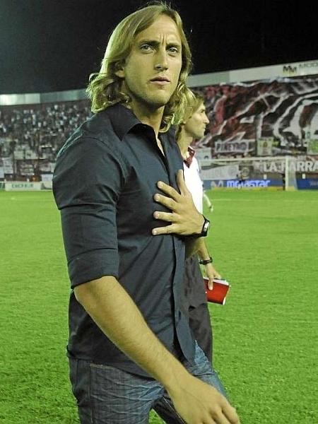 Hoje no São Paulo, Luis Zubeldía tinha só 27 anos quando estreou como técnico, no Lanús
