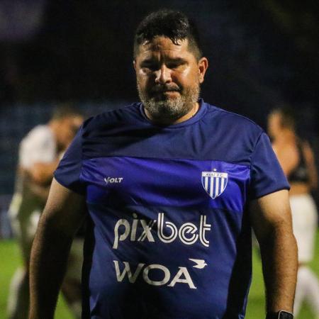 Eduardo Barroca foi demitido pelo Avaí após a derrota para o Santos