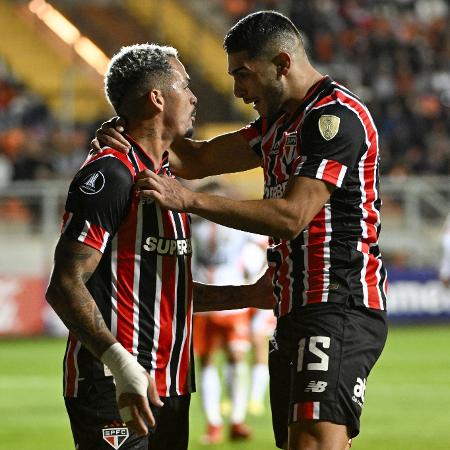 Luciano marcou o primeiro gol do Tricolor após linda jogada de Michel Araújo