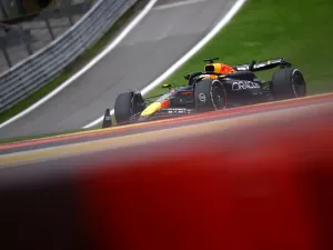 Verstappen lidera 1º treino livre do GP da Bélgica de F1