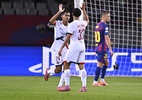 PSG supera ausência de melhor do mundo e bate Barcelona de virada