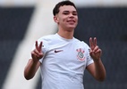 Irmão de Moscardo explode na base do Corinthians e é observado por Dorival