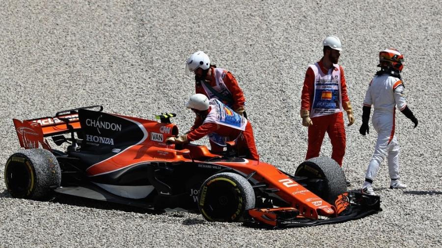 McLaren ainda não marcou pontos no campeonato - Mark Thompson/Getty Images