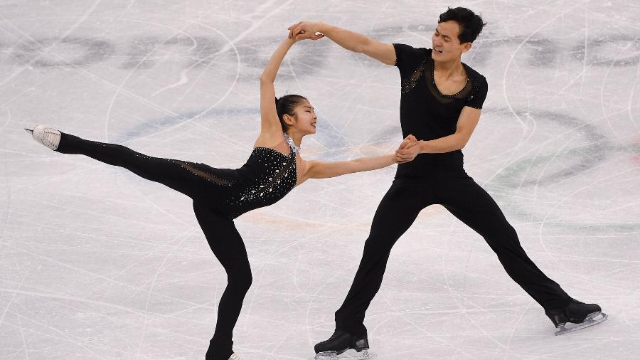 Ryom Tae Ok e Kim Ju Sik encantaram na patinação no gelo - JUNG YEON-JE/AFP