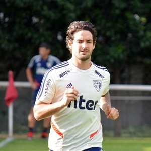 Resultado de imagem para Após apresentação oficial, Pato já inicia rotina de treinos no São Paulo