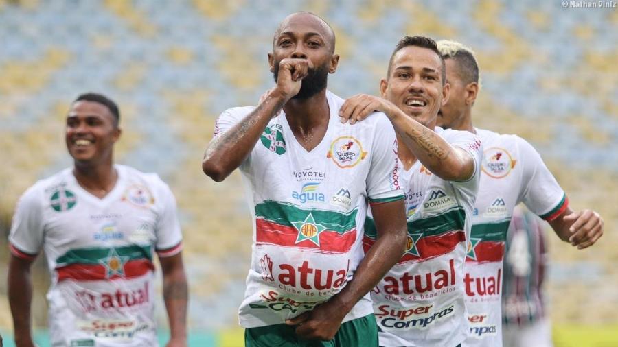 Chay, da Portuguesa-RJ, celebra gol contra o Fluminense - Nathan Diniz / AAP