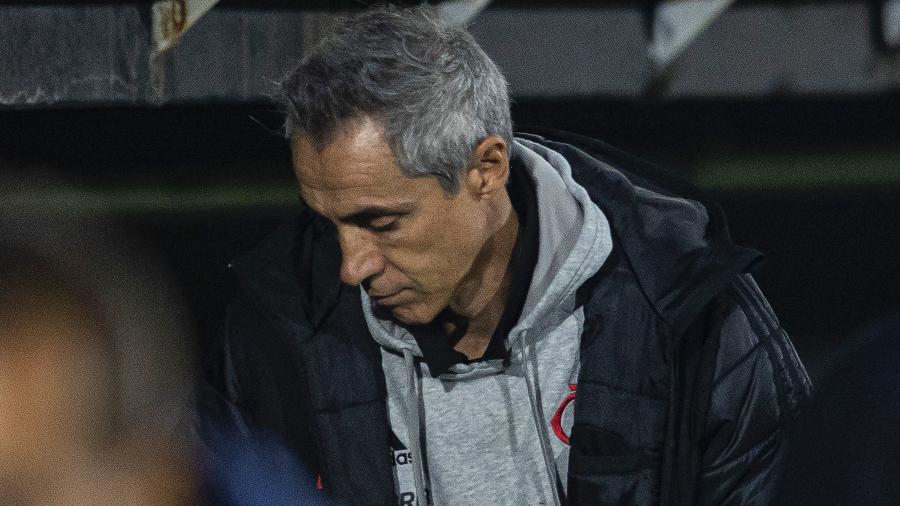 Paulo Sousa, técnico do Flamengo, durante a derrota para o Red Bull Bragantino  - Diogo Reis/AGIF