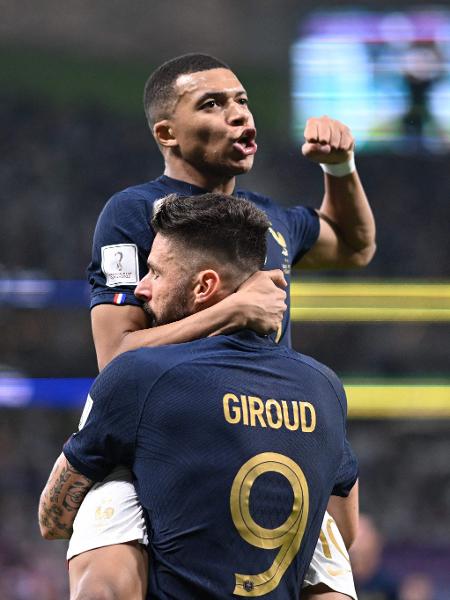 Mbappé comemora gol da França contra a Polônia na Copa do Mundo. - KIRILL KUDRYAVTSEV/AFP