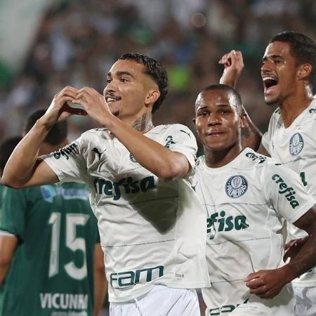 Ruan Ribeiro, do Palmeiras, comemora gol contra o Floresta pela Copinha - Fabio Menotti/Palmeiras