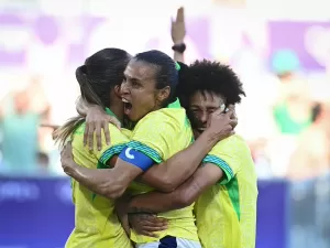 Com Marta inspirada, Brasil estreia com vitória nos Jogos Olímpicos