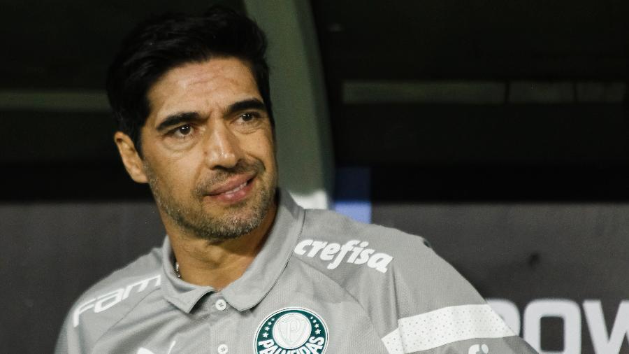 Abel Ferreira tem contrato com o Palmeiras até dezembro de 2025