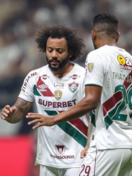 Marcelo se lamenta durante Atlético-MG x Fluminense, duelo da Libertadores