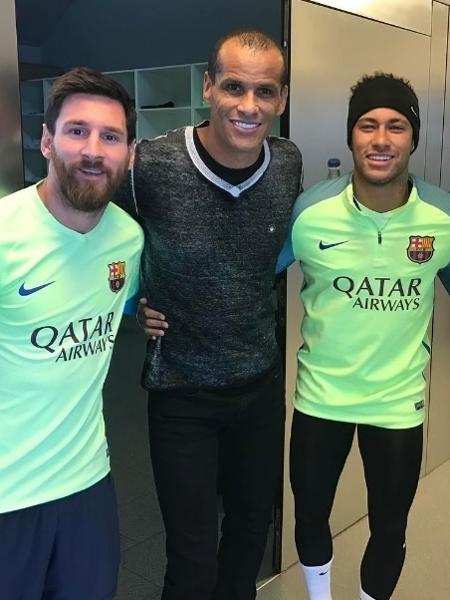 Rivaldo ao lado de Messi e Neymar em 2017 - Reprodução/Instagram