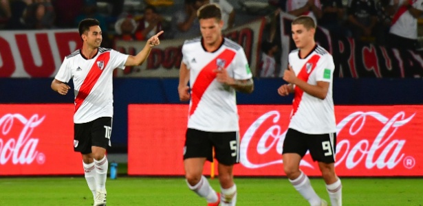Pity Martinez marcou o segundo gol em sua despedida do clube argentino neste sábado - Giuseppe Cacace/AFP