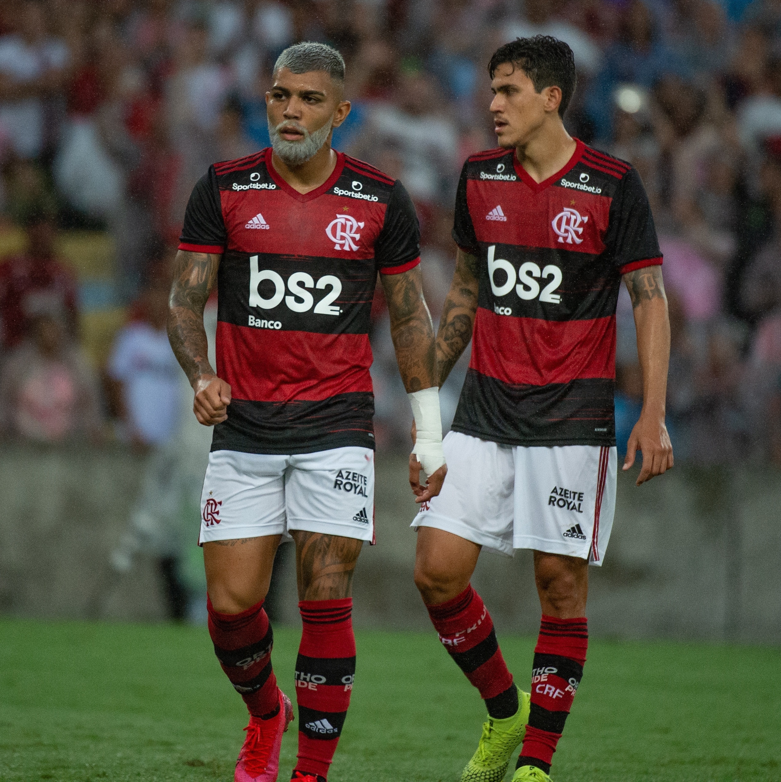 Pedro e Gabigol estão suspensos em jogo do Flamengo contra o Goiás