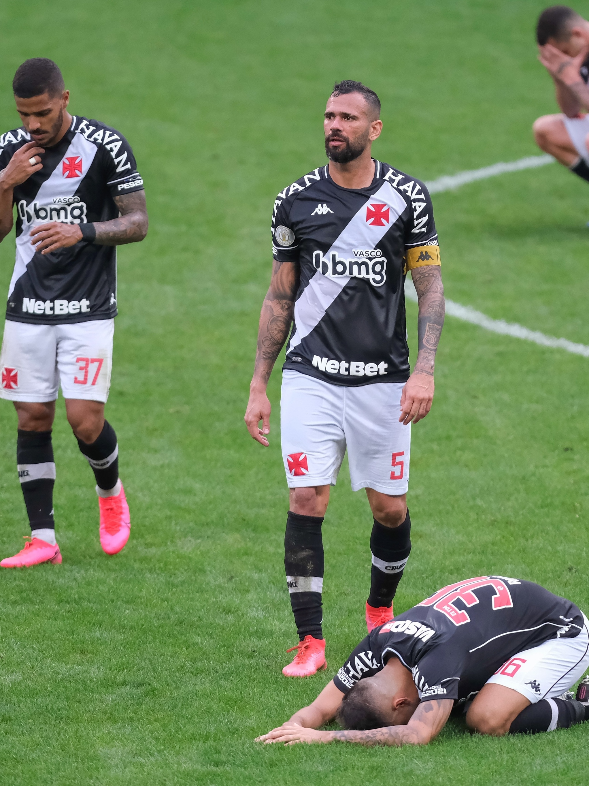 O Vasco foi o único clube que perdeu os jogos de ida e volta pro