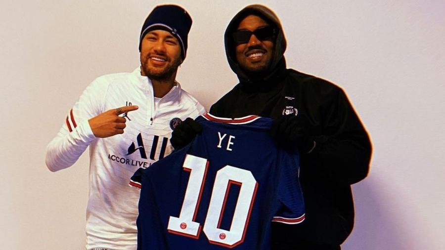 Kanye West visitou o centro de treinamento do PSG e foi tietado por Neymar - Reprodução