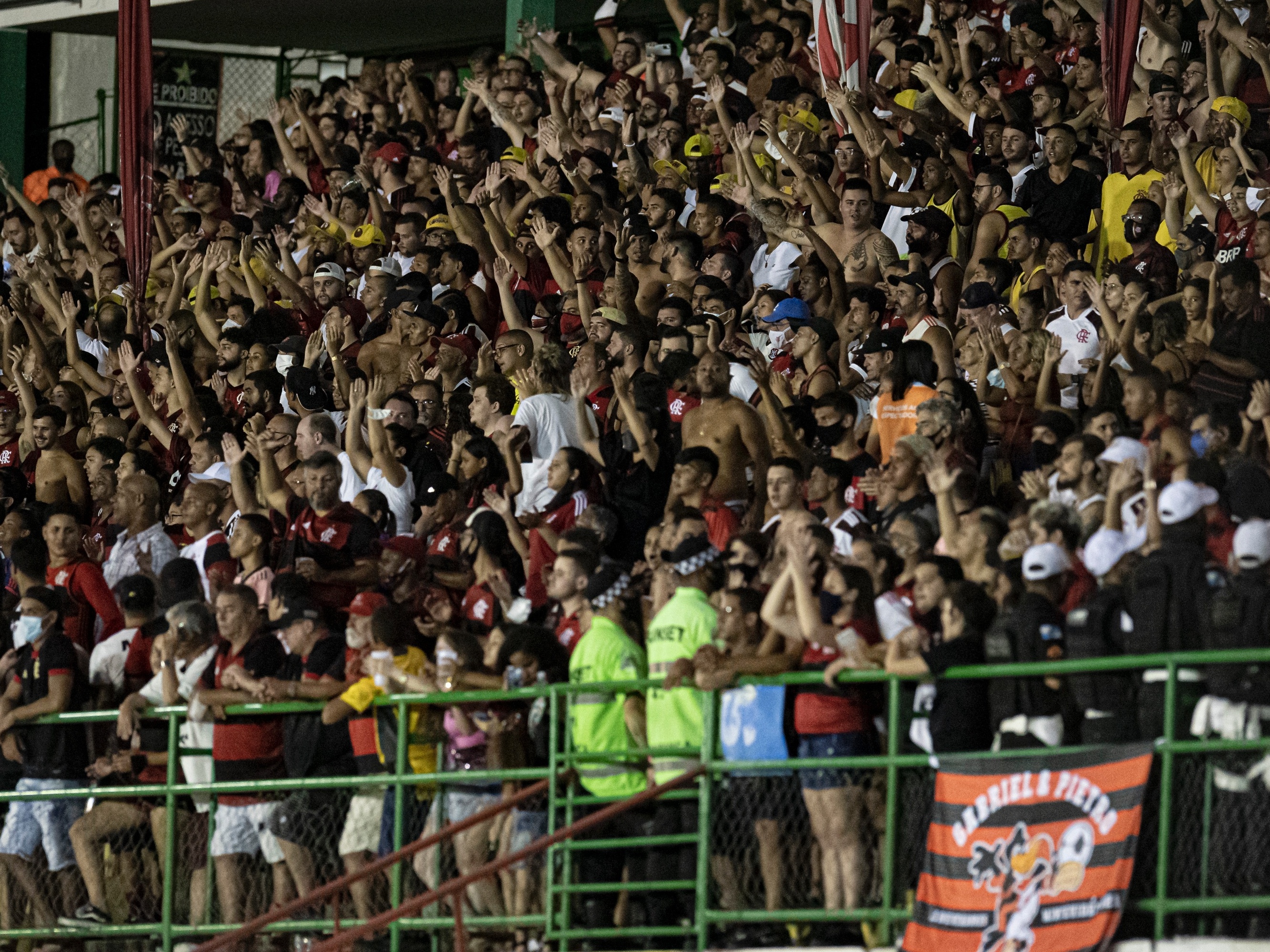 Flamengo on X: Amanhã tem Mengão! O Mais Querido enfrenta o Volta Redonda,  às 21h05, no Raulino de Oliveira, no jogo de ida da semifinal do @cariocao!  Acompanhe ao vivo e com