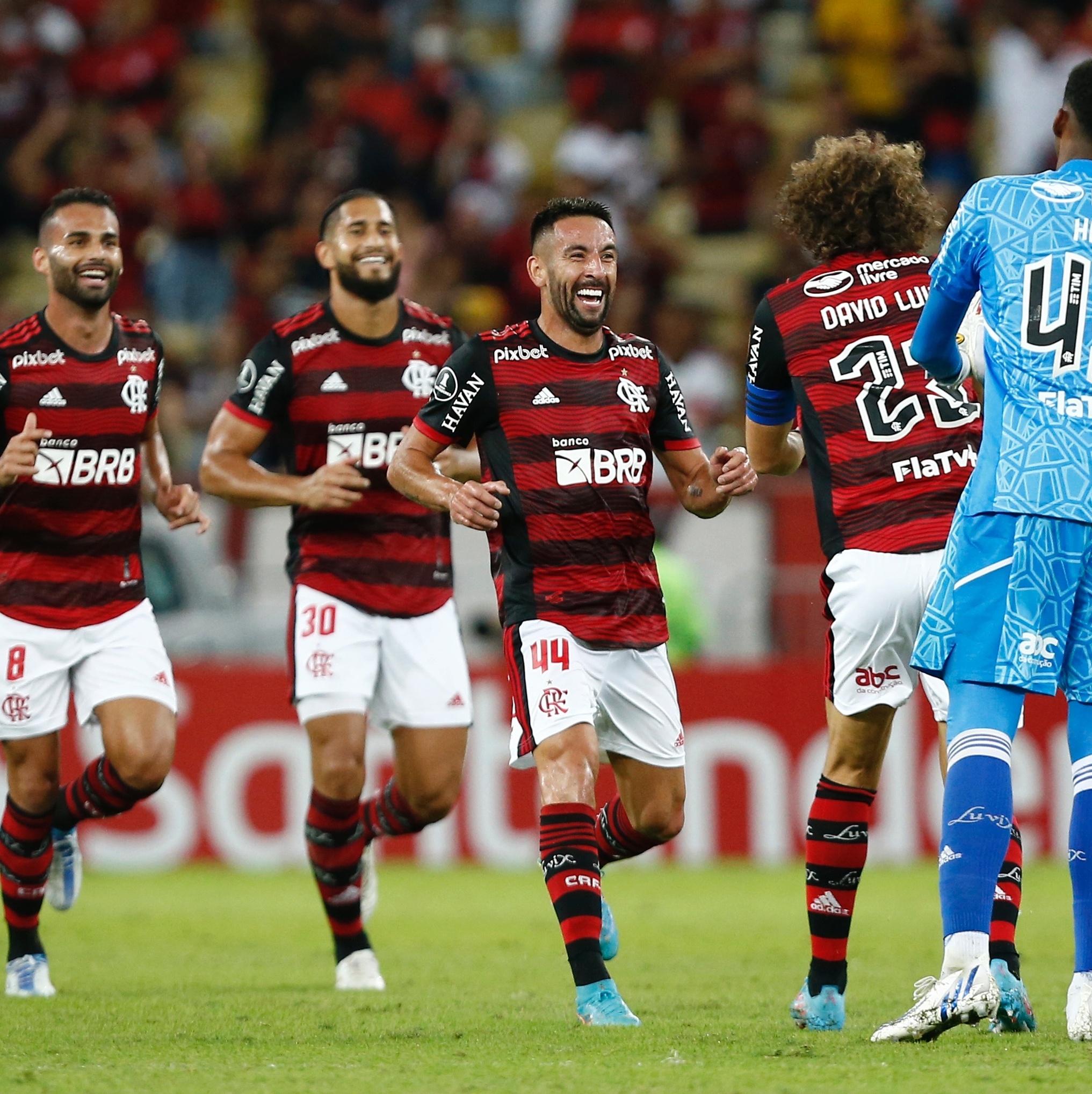 Jogo de futebol hoje: 2 atletas do Flamengo podem entrar em campo