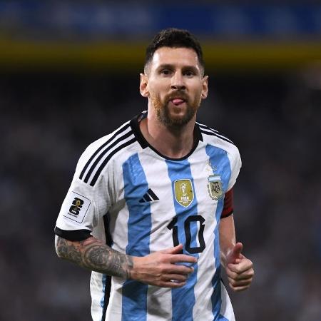 Lionel Messi durante jogo da Argentina contra o Uruguai nas Eliminatórias