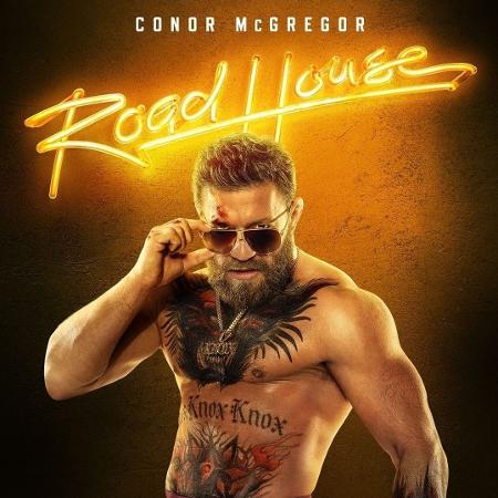 Conor McGregor faz pose para fotos promocionais do filme 'Matador de Aluguel'
