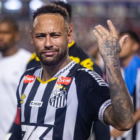 Neymar se irrita com torcida do CRB após eliminação do Santos na Copa do Brasil