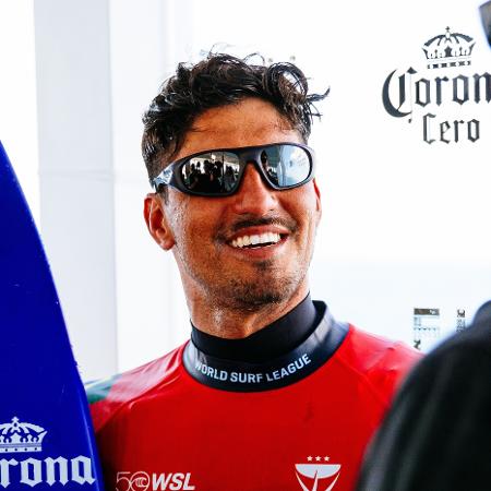 Gabriel Medina após vencer sua estreia em Fiji Gabriel Medina após vencer sua estreia em Fiji