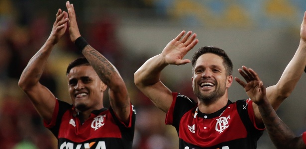 Everton, Diego e Rodinei comemoram classificação do Flamengo - Luciano Belford/AGIF - Luciano Belford/AGIF
