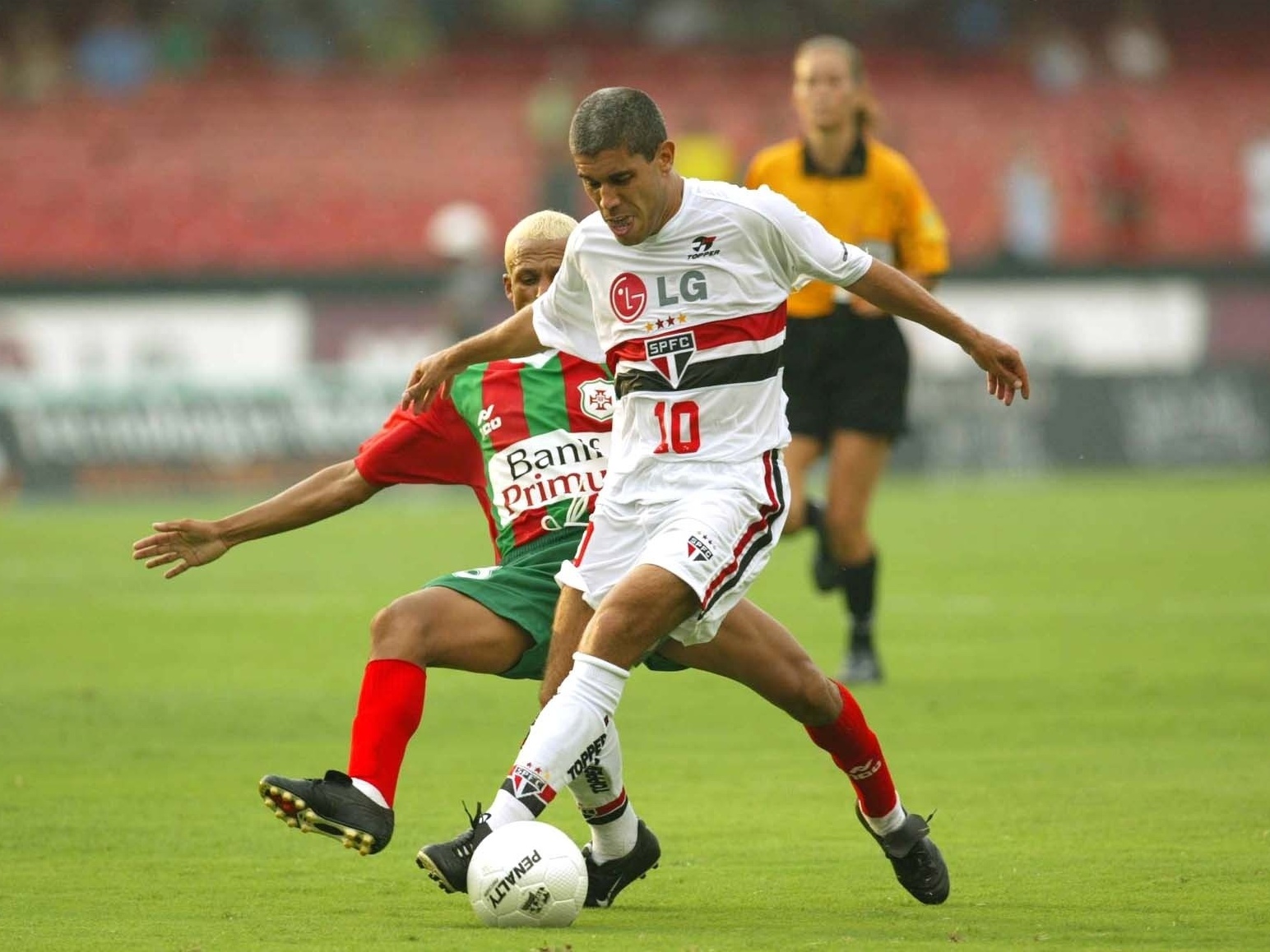 Há 10 anos, clima pesado entre Corinthians e São Paulo, como agora