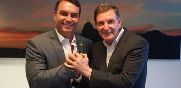 Flávio Bolsonaro e Crivella trocam elogios em live e criticam imprensa