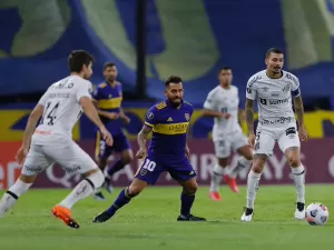 Santos negocia amistoso com Boca Juniors em La Bombonera
