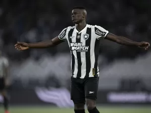 Botafogo vê chance de título diminuir, e Corinthians 'zera' rebaixamento