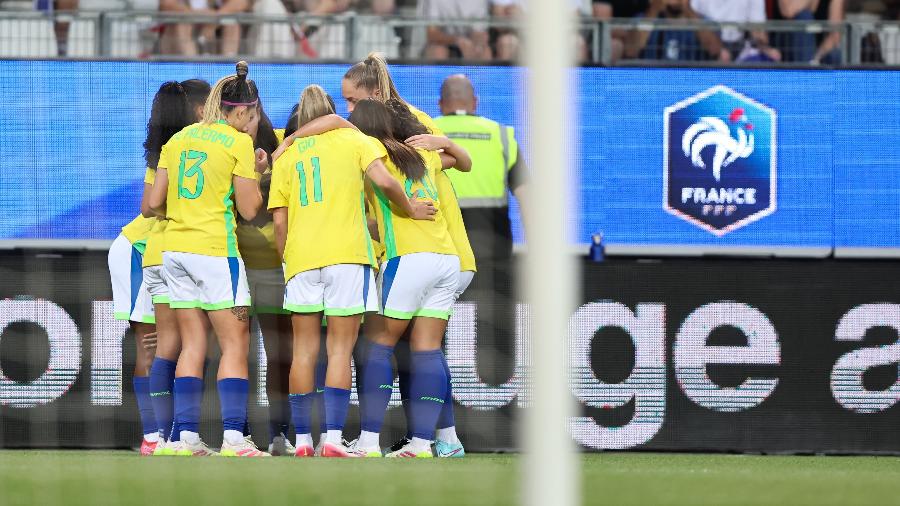 Seleção feminina sofreu virada em último amistoso antes da disputa da Copa América Seleção feminina sofreu virada em último amistoso antes da disputa da Copa América
