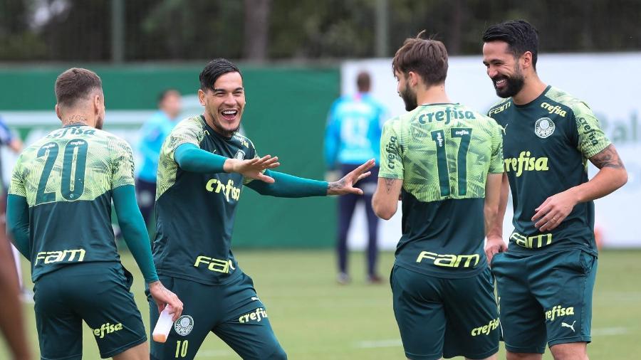 Lucas Lima, Gustavo Gómez, Viña e Luan durante treino do Palmeiras, na Academia - Cesar Greco