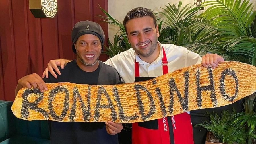 Ronaldinho Gaúcho visita chef turco Burak Ozdemir - Instagram