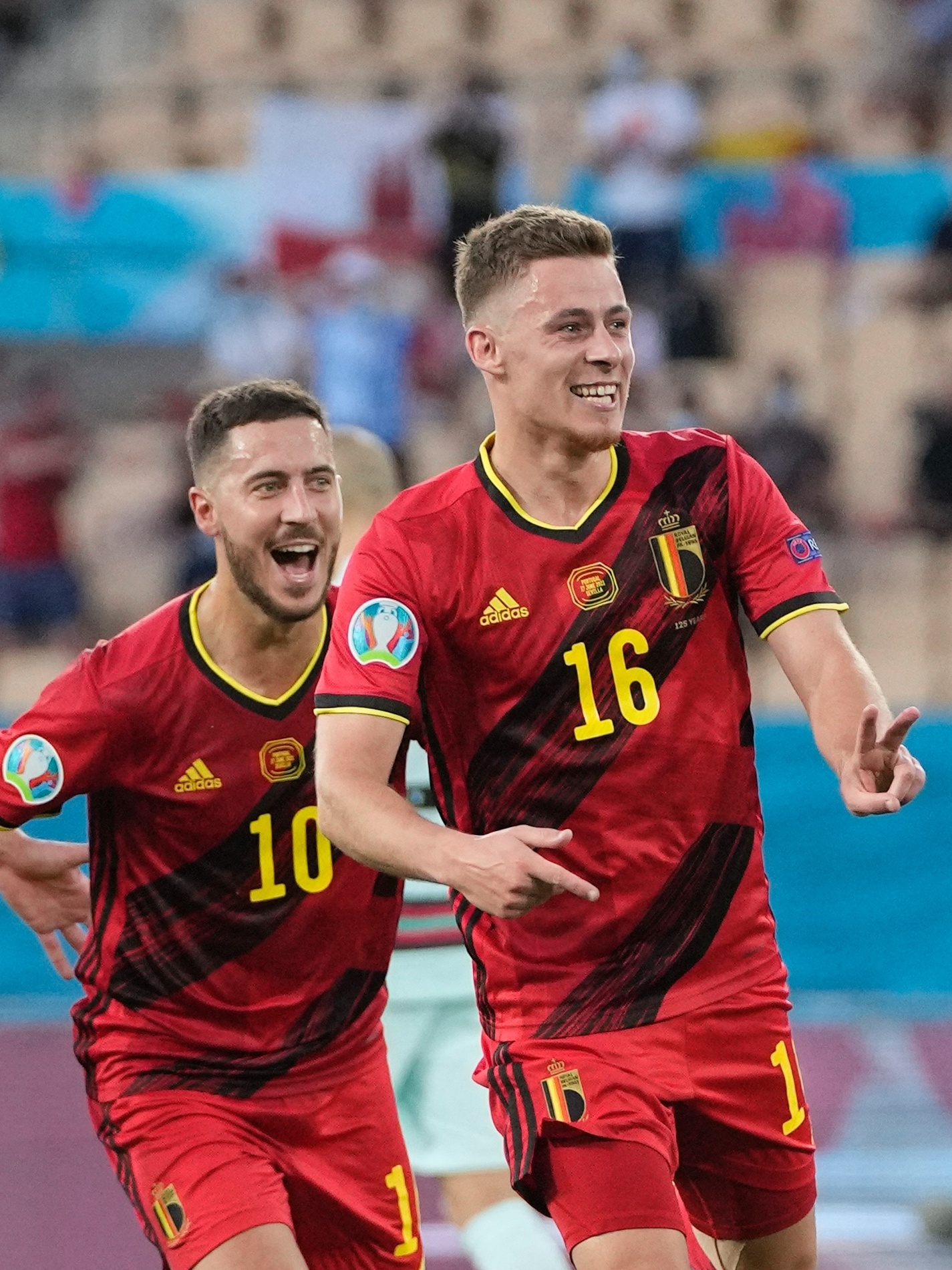 Vetores de Bélgica X Itália 18 Partida Final Jogo Do Campeonato De