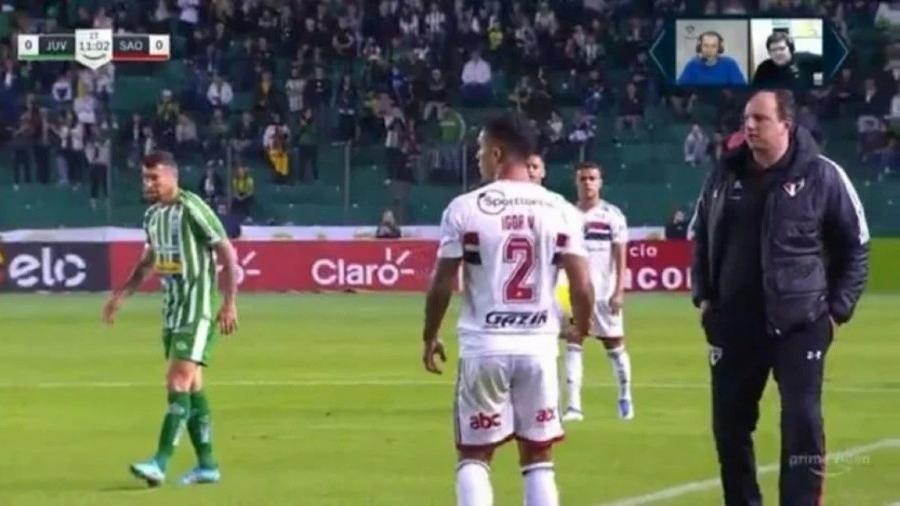 Rogério Ceni usa calça da Under Armour durante jogo do São Paulo contra o Juventude - Reprodução